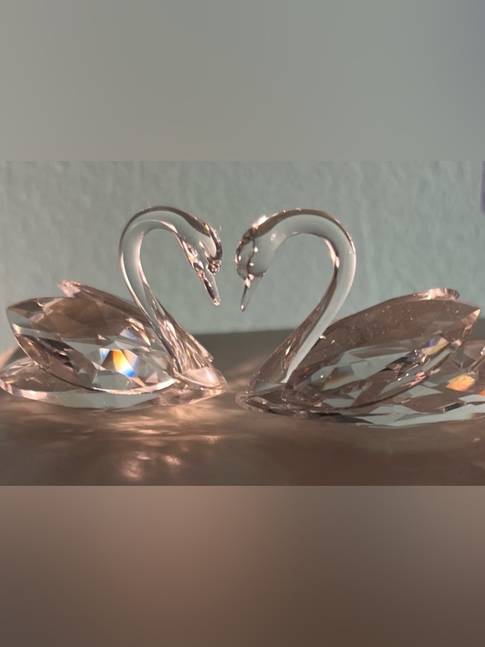 Swarovski Crystal Miniature Swan Pair With Box And Pamphlet